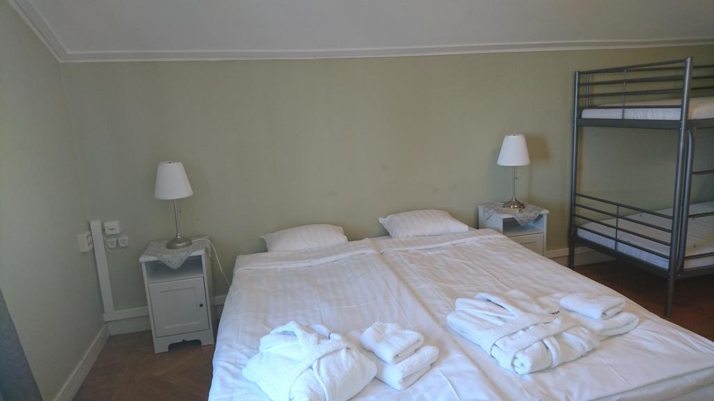 Bed and Breakfast Kaggeholms Slott Ekerö Exterior foto
